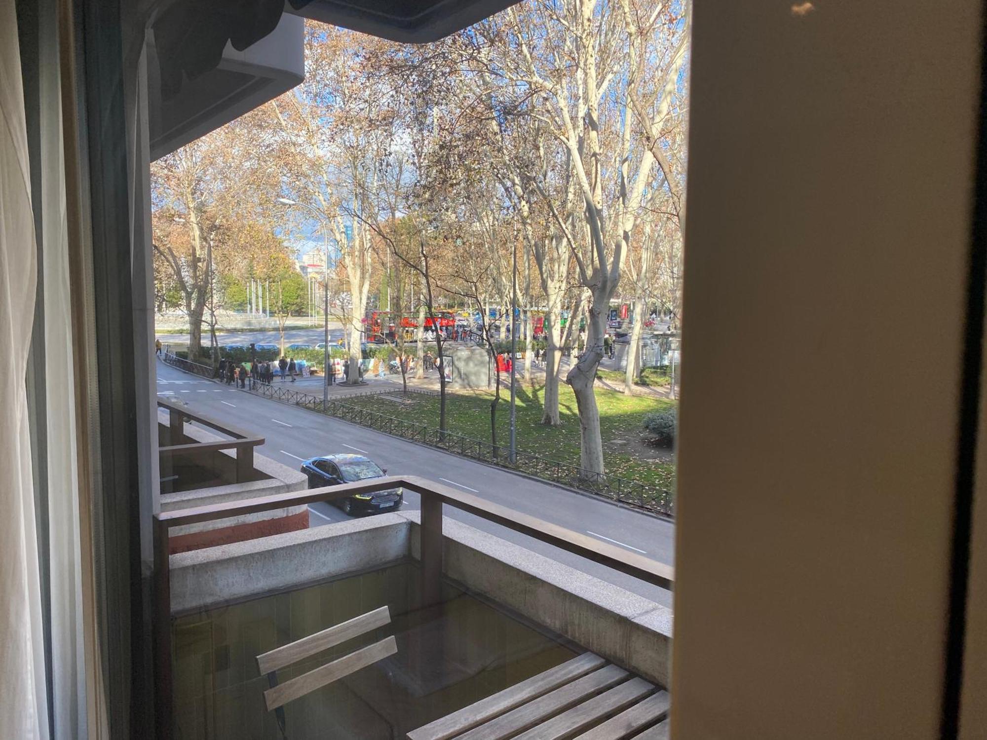 Lujoso Apto Paseo Del Prado Leilighet Madrid Eksteriør bilde